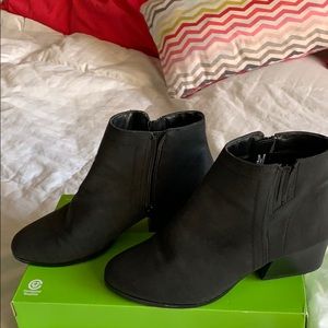 Soft Style by Hush Puppies Gleda Ankle Boots